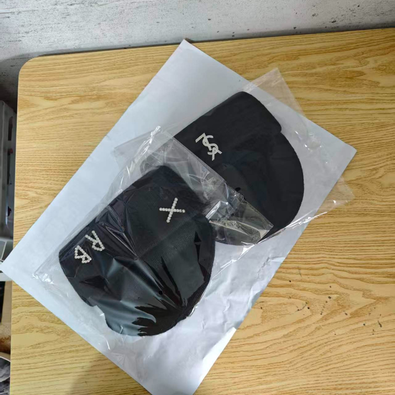 Beanie Cuffed Knit - Niedliche, bestickte Mütze mit Umschlag, warme